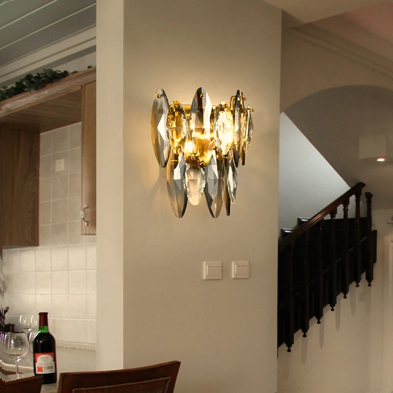 Crystal wall lamp