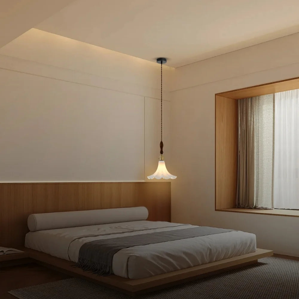 Fleur Stained Glass Lamp