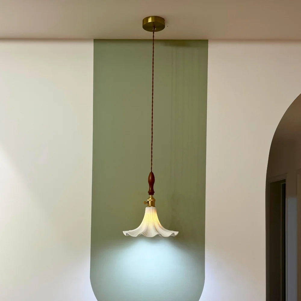 cat stained glass lamp